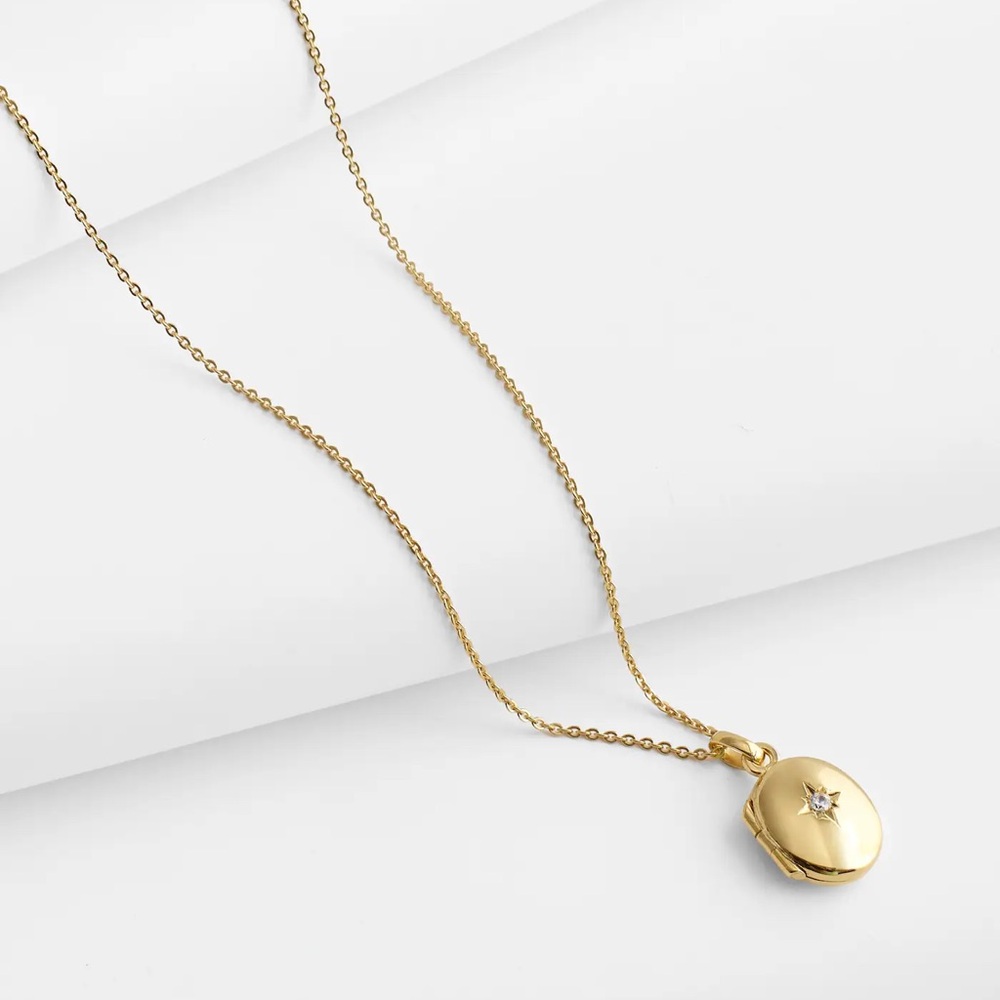 Oval North Star Special Locket Necklace 925 Stamped
